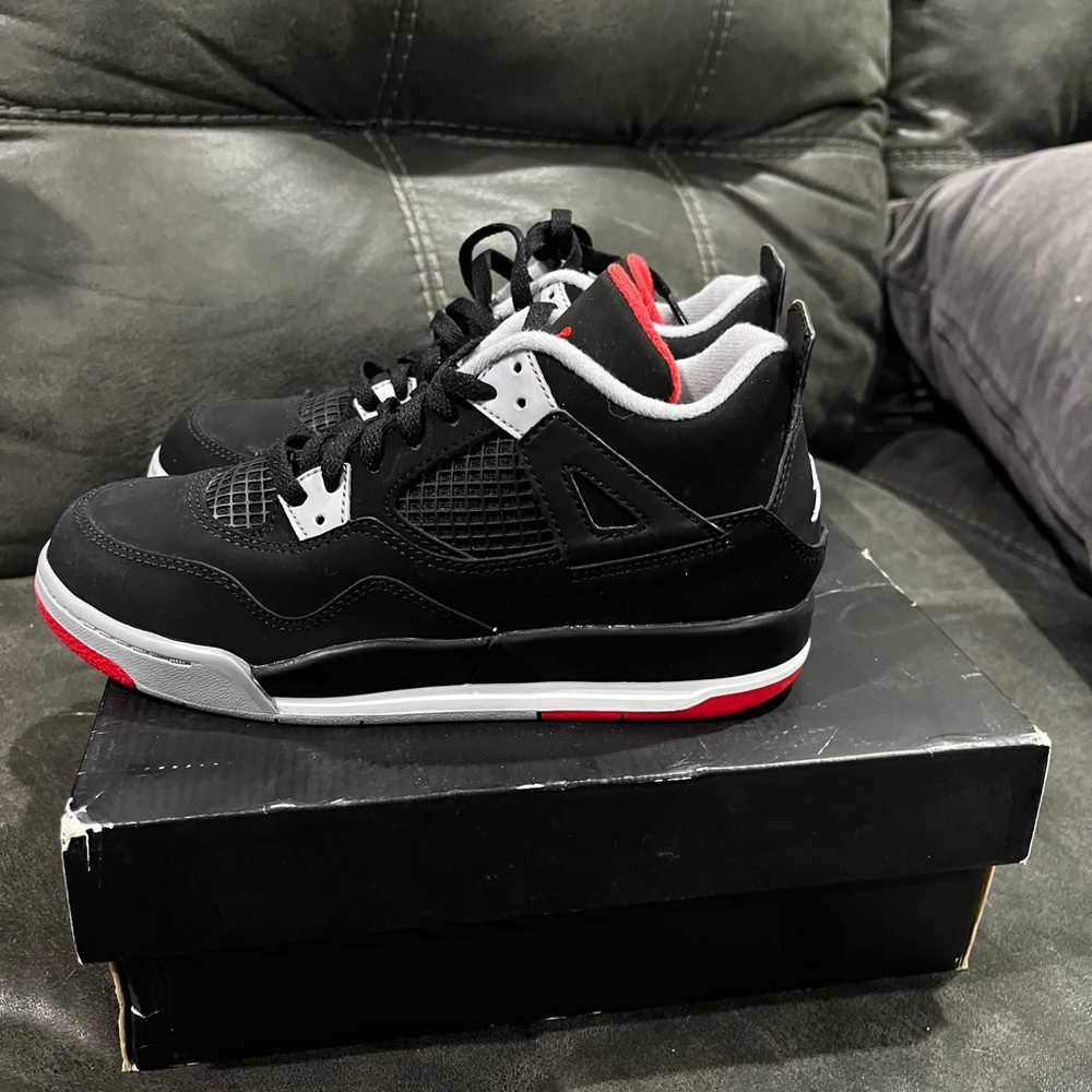 GS Jordan retro 4 cement gray new w box